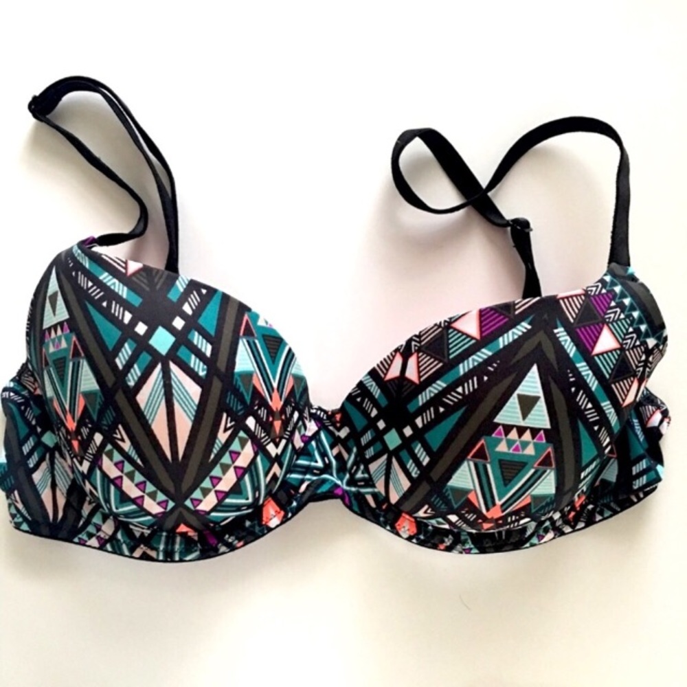 VS Pink Wear Everywear Lined Bra
